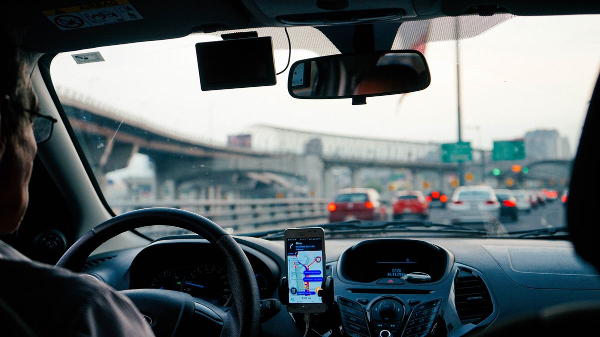 Uber chce mít v roce 2040 všechna auta na elektřinu